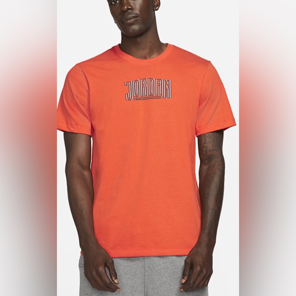 Jordan graphic T-shirt . EUC Small